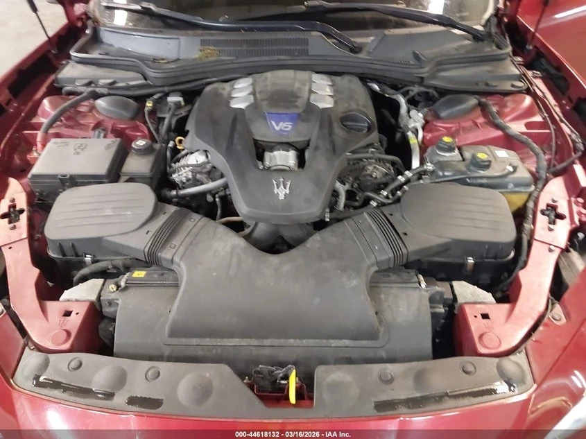 Maserati Ghibli S Q4 С РЕГИСТРАЦИЯ & АВТО КРЕДИТ , снимка 15 - Автомобили и джипове - 54030751