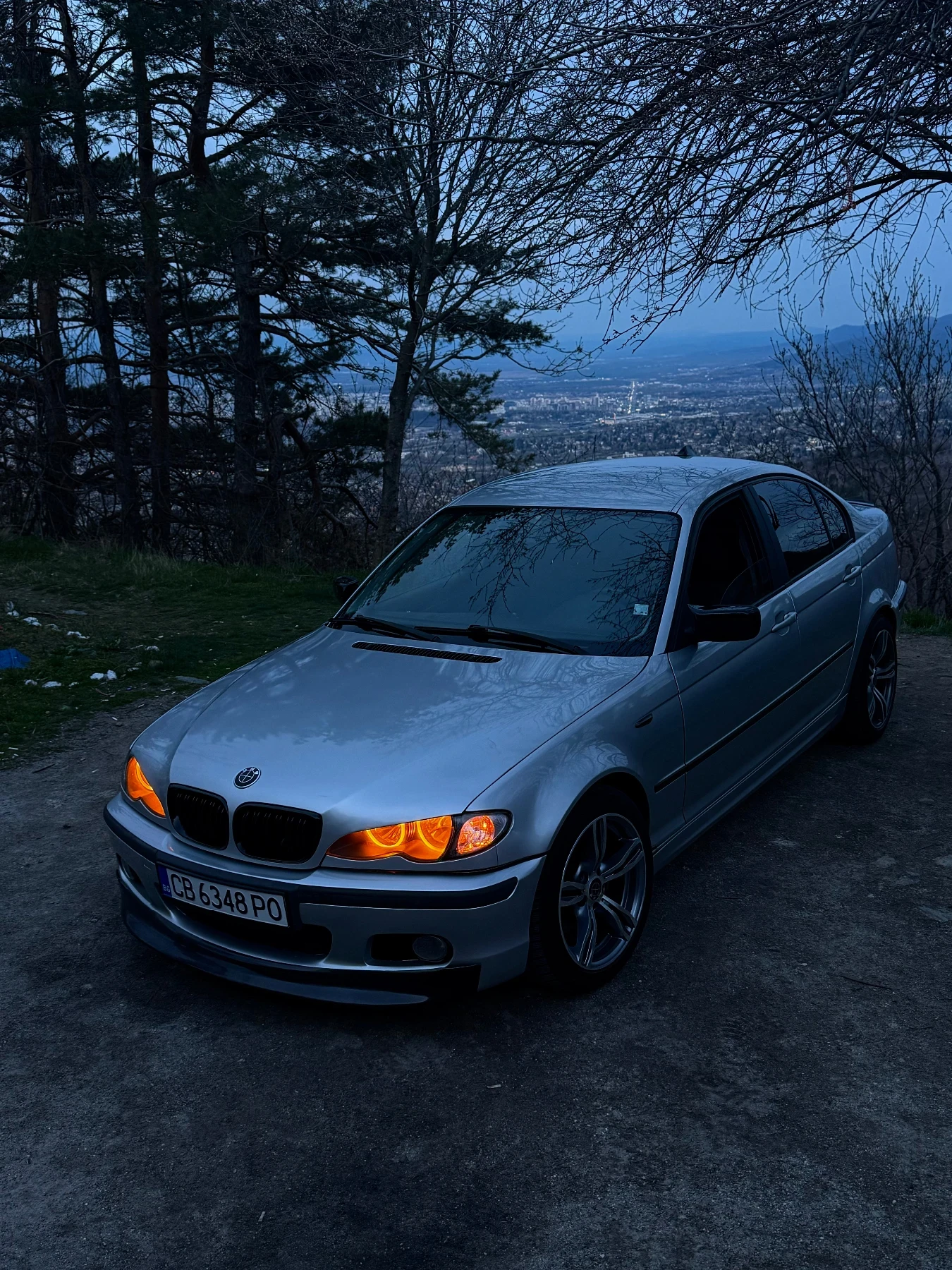 BMW 320