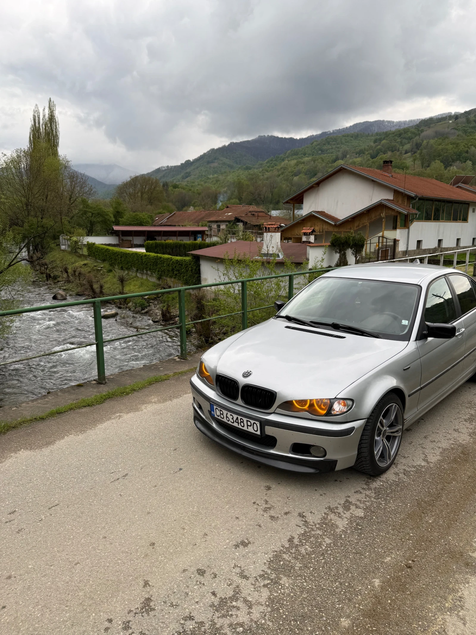 BMW 320, снимка 5 - Автомобили и джипове - 54098917
