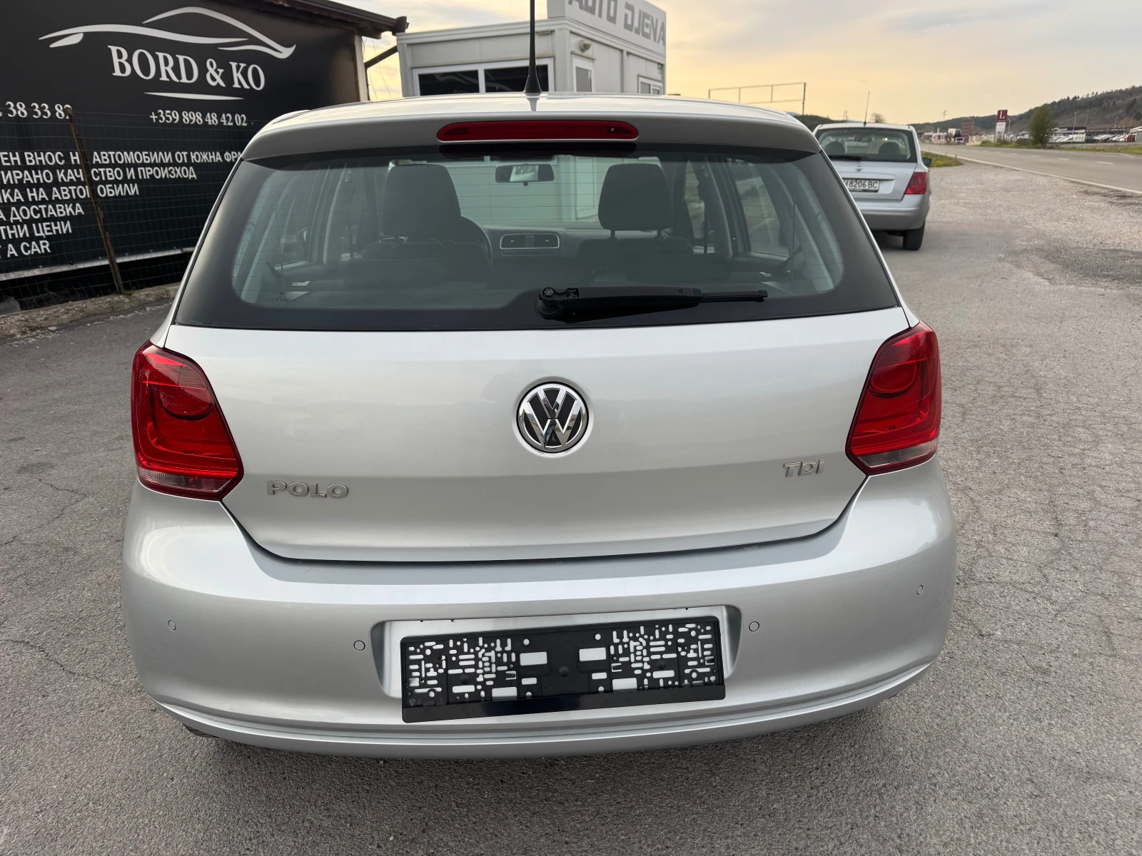VW Polo 1.6TDI, снимка 5 - Автомобили и джипове - 54160980
