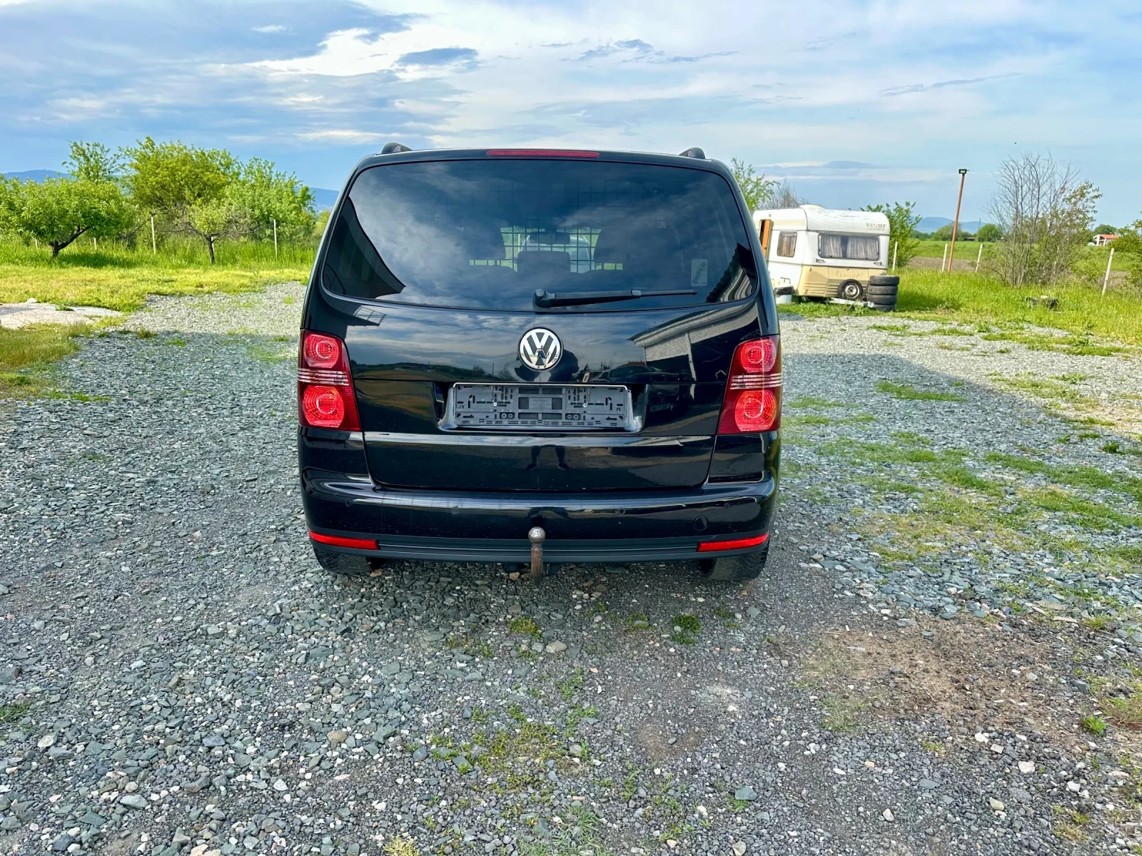 VW Touran 2.0TDI 8клапана BMM Facelift, снимка 6 - Автомобили и джипове - 54458491
