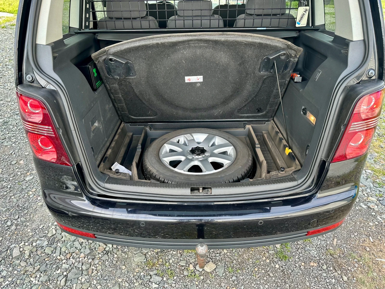 VW Touran 2.0TDI 8клапана BMM Facelift, снимка 14 - Автомобили и джипове - 54458491