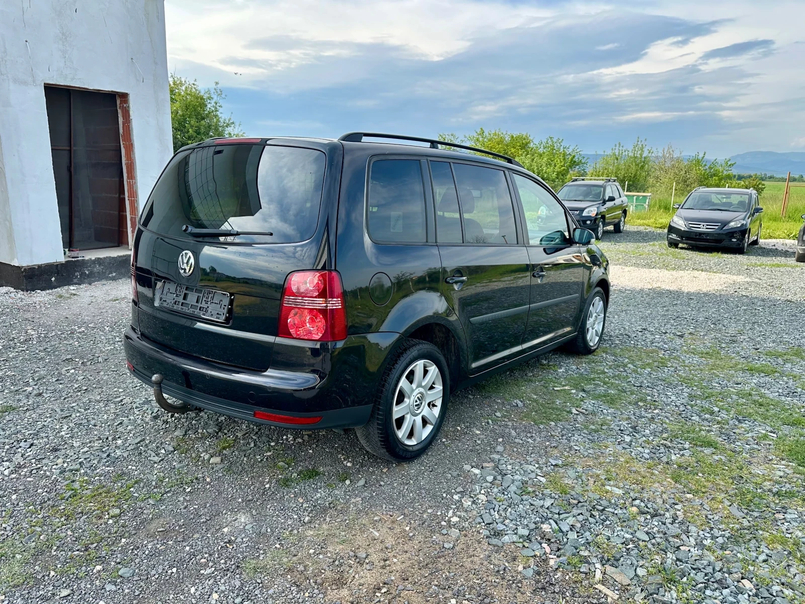 VW Touran 2.0TDI 8клапана BMM Facelift, снимка 4 - Автомобили и джипове - 54458491