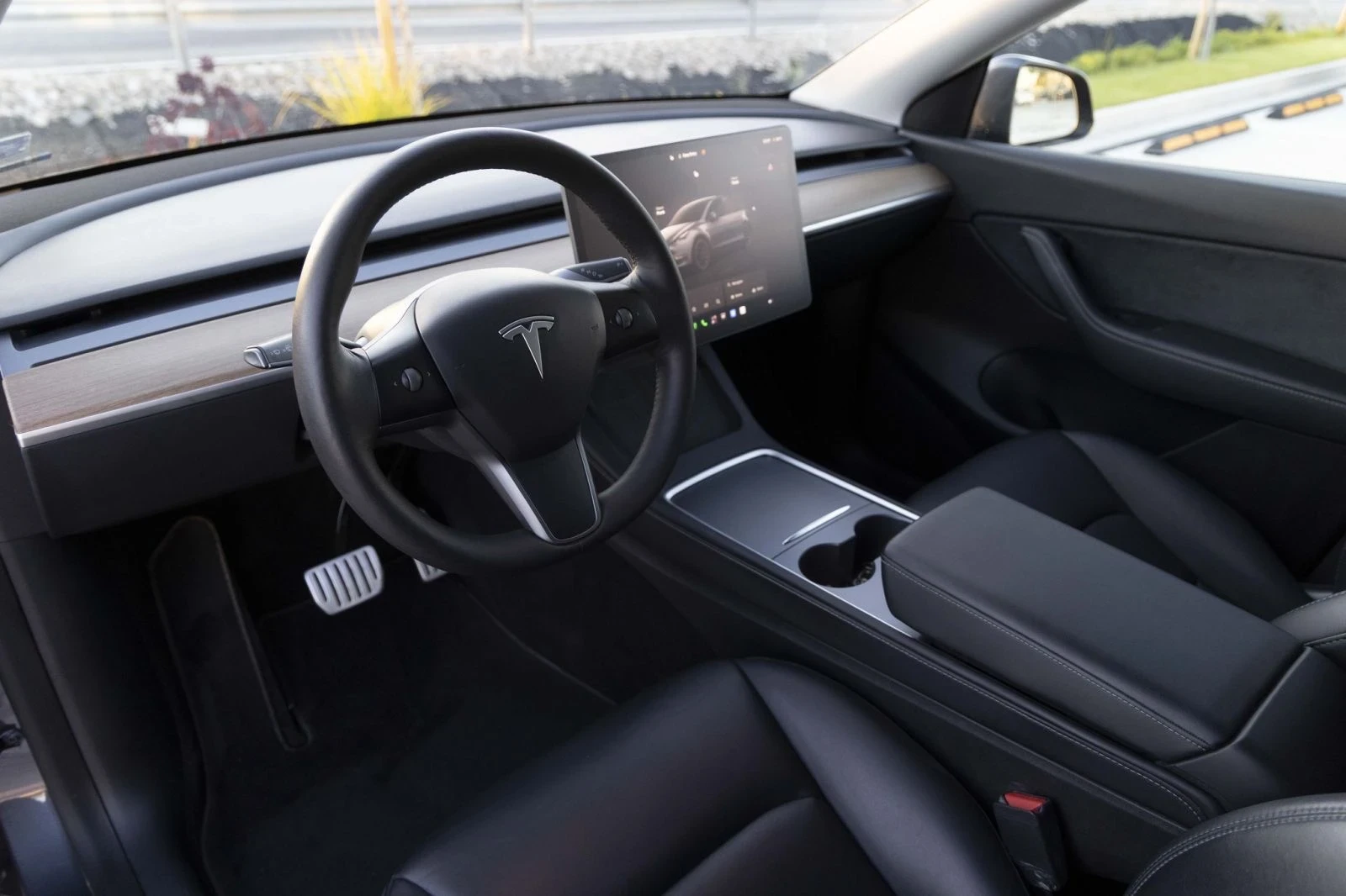 Tesla Model Y Performance , снимка 10 - Автомобили и джипове - 54557273