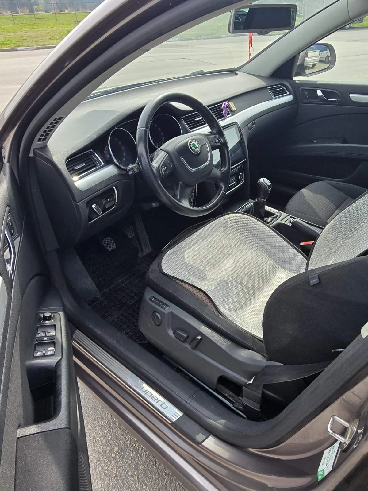 Skoda Superb, снимка 9 - Автомобили и джипове - 54724249