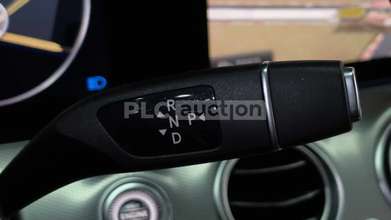 Mercedes-Benz E 300 4MATIC HEAD UP/360/PANO/AMG LINE/ !FULL!, снимка 8 - Автомобили и джипове - 55147210
