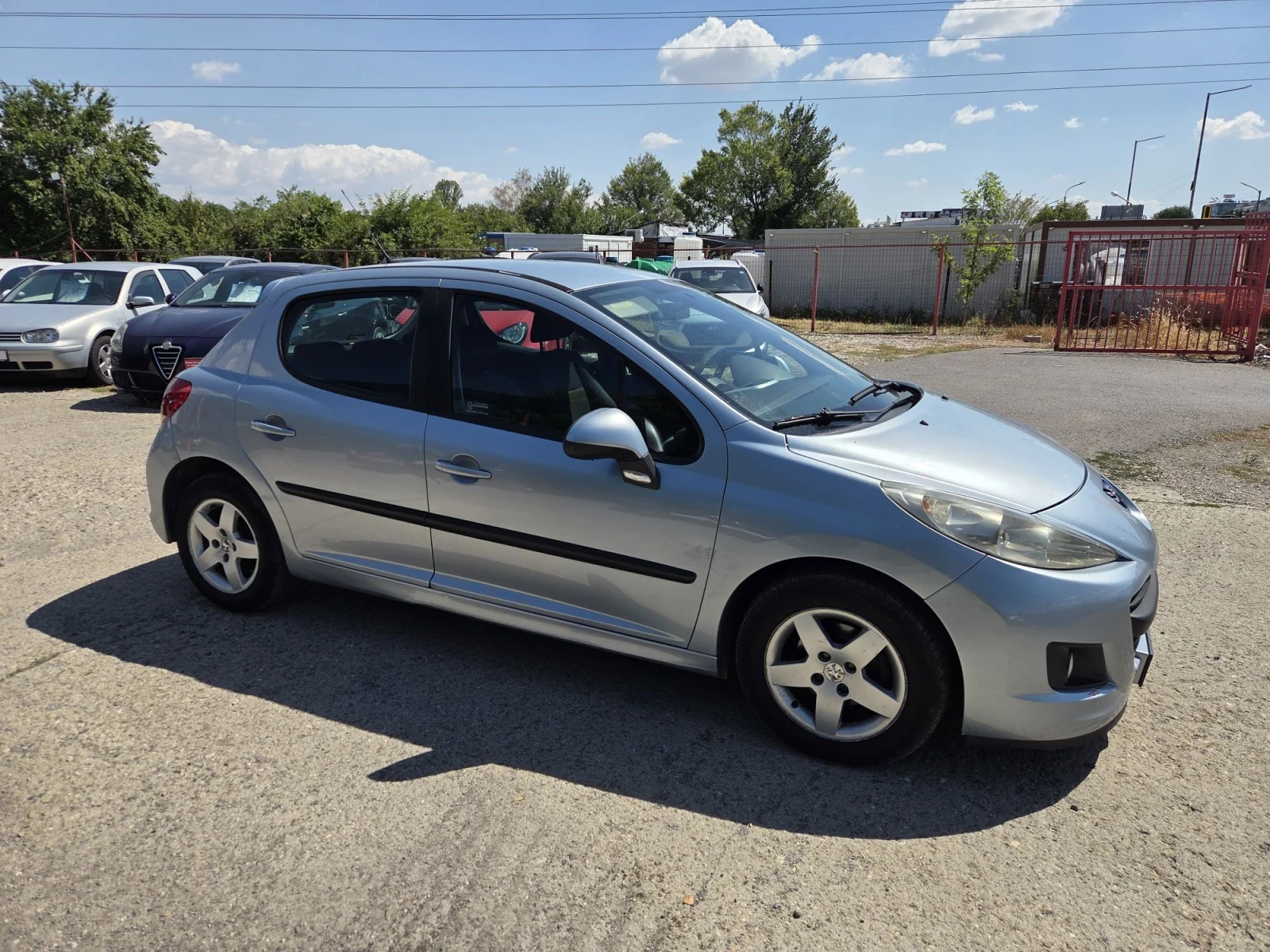 Peugeot 207 1.6hdi, снимка 3 - Автомобили и джипове - 55835406