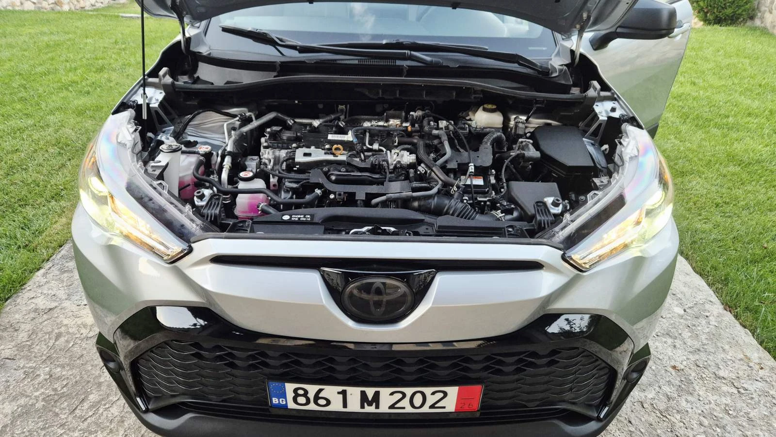 Toyota Corolla Cross 2.0 Hybrid"4×4-AWD"Navi"Bixenon&#, снимка 15 - Автомобили и джипове - 55928118