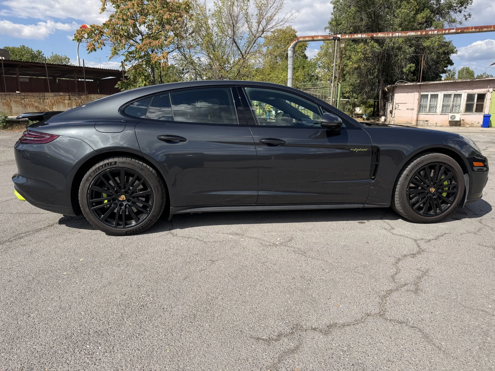 Porsche Panamera 4E Hybrid, снимка 5 - Автомобили и джипове - 56110770