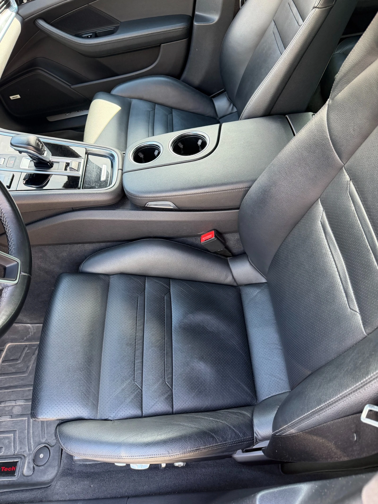 Porsche Panamera 4E Hybrid, снимка 9 - Автомобили и джипове - 56110770