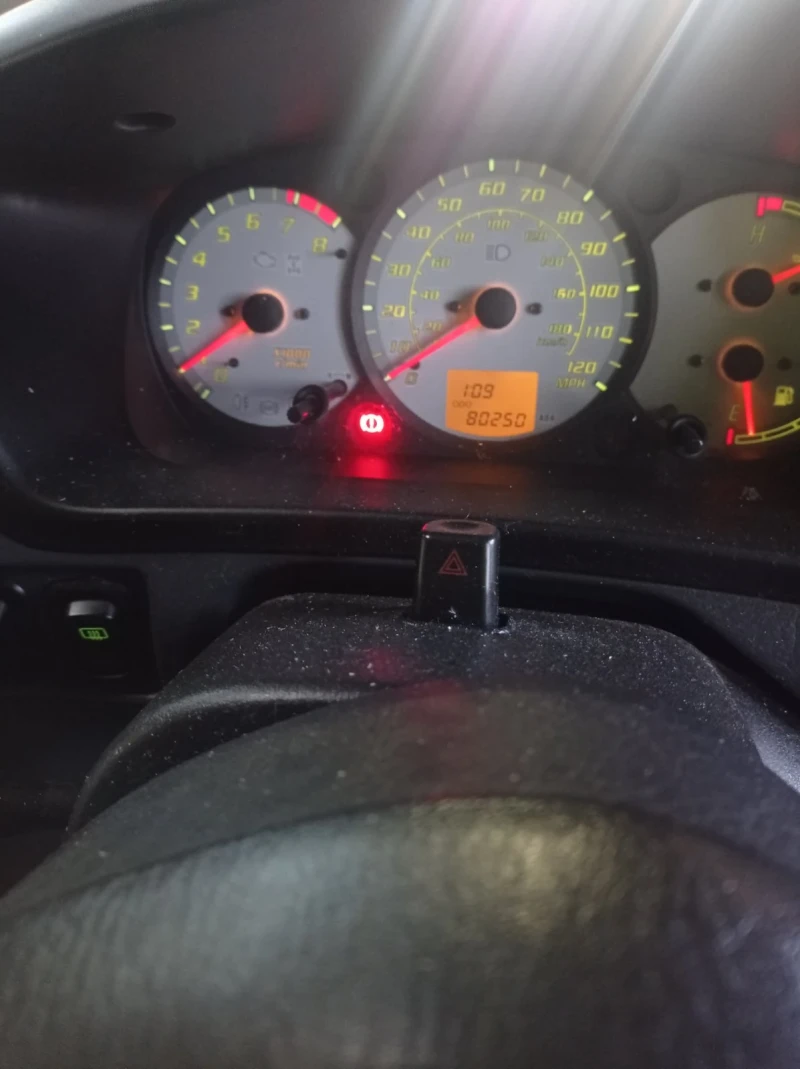 Daihatsu Terios 1.3i, снимка 6 - Автомобили и джипове - 10663929