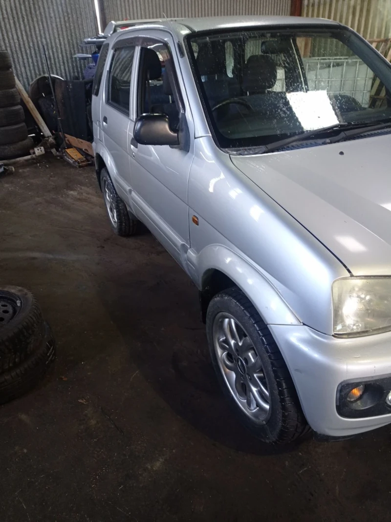Daihatsu Terios 1.3i, снимка 2 - Автомобили и джипове - 10663929