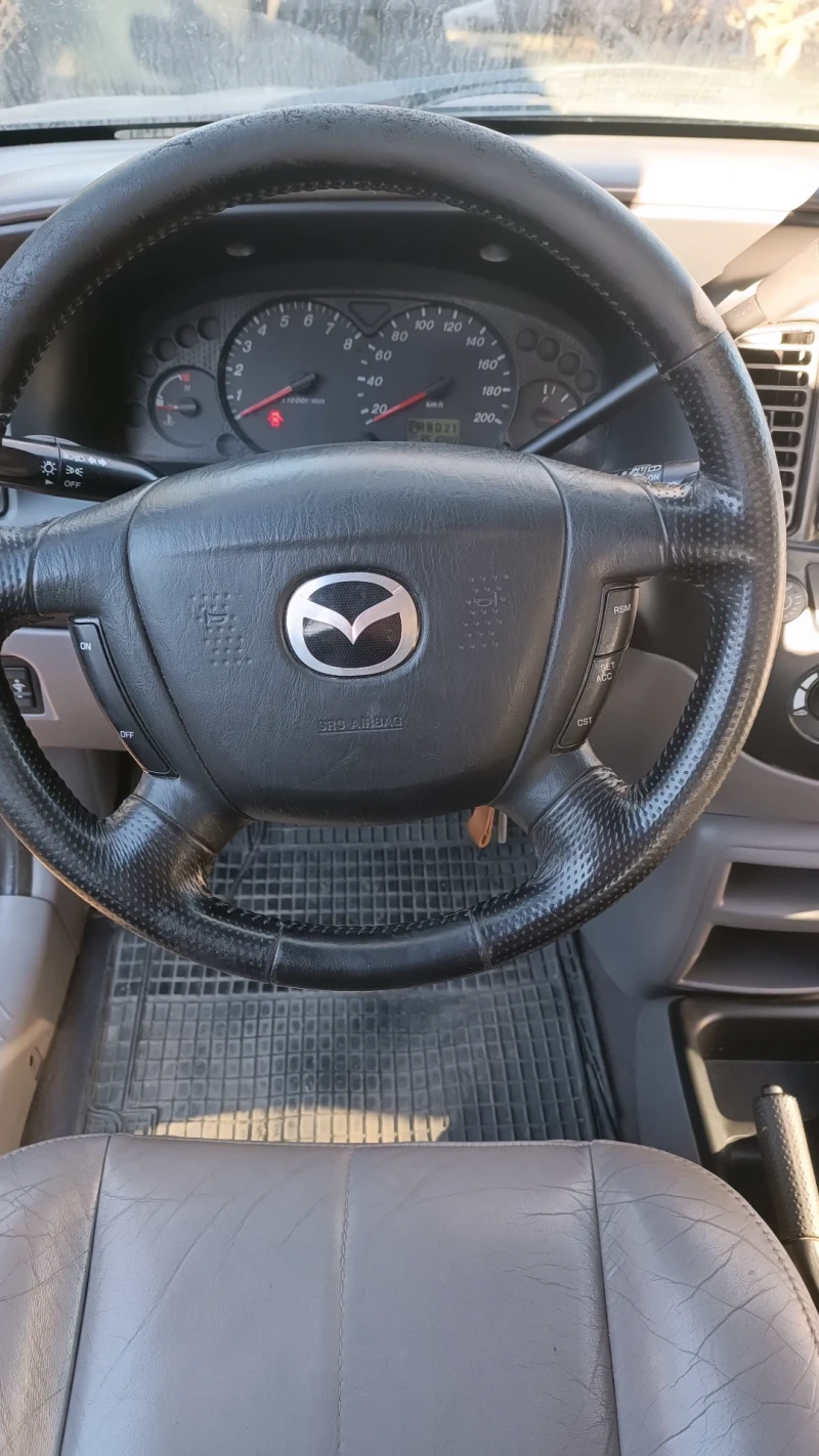 Mazda Tribute 3.0 V6, снимка 7 - Автомобили и джипове - 47824890