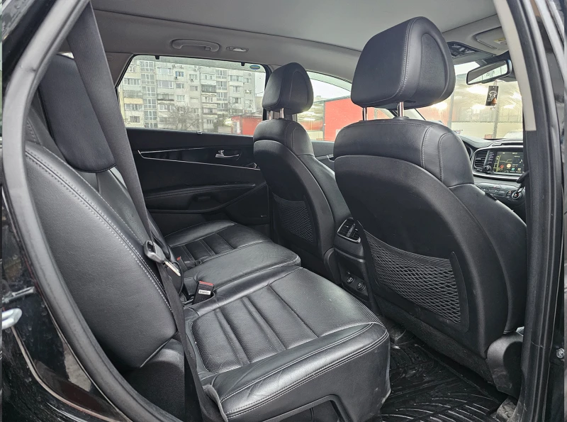 Kia Sorento REBEL 2.2 CRDI 4x4, снимка 9 - Автомобили и джипове - 53209461