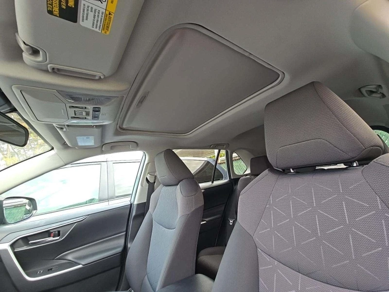 Toyota Rav4, снимка 11 - Автомобили и джипове - 53197515