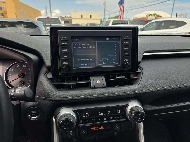 Toyota Rav4, снимка 10 - Автомобили и джипове - 53197515