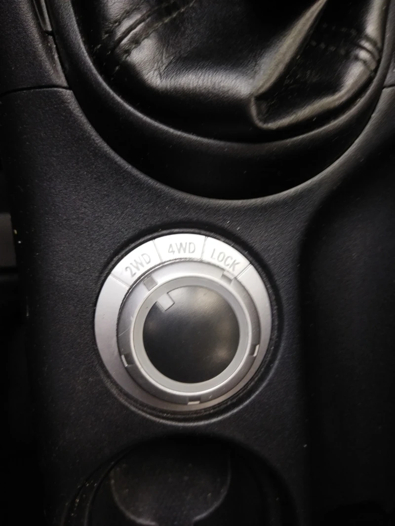 Peugeot 4007 2.2hdi, снимка 9 - Автомобили и джипове - 53263855