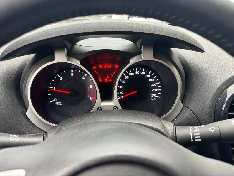 Nissan Juke 1.5dCi Euro 5 , снимка 12 - Автомобили и джипове - 53523462
