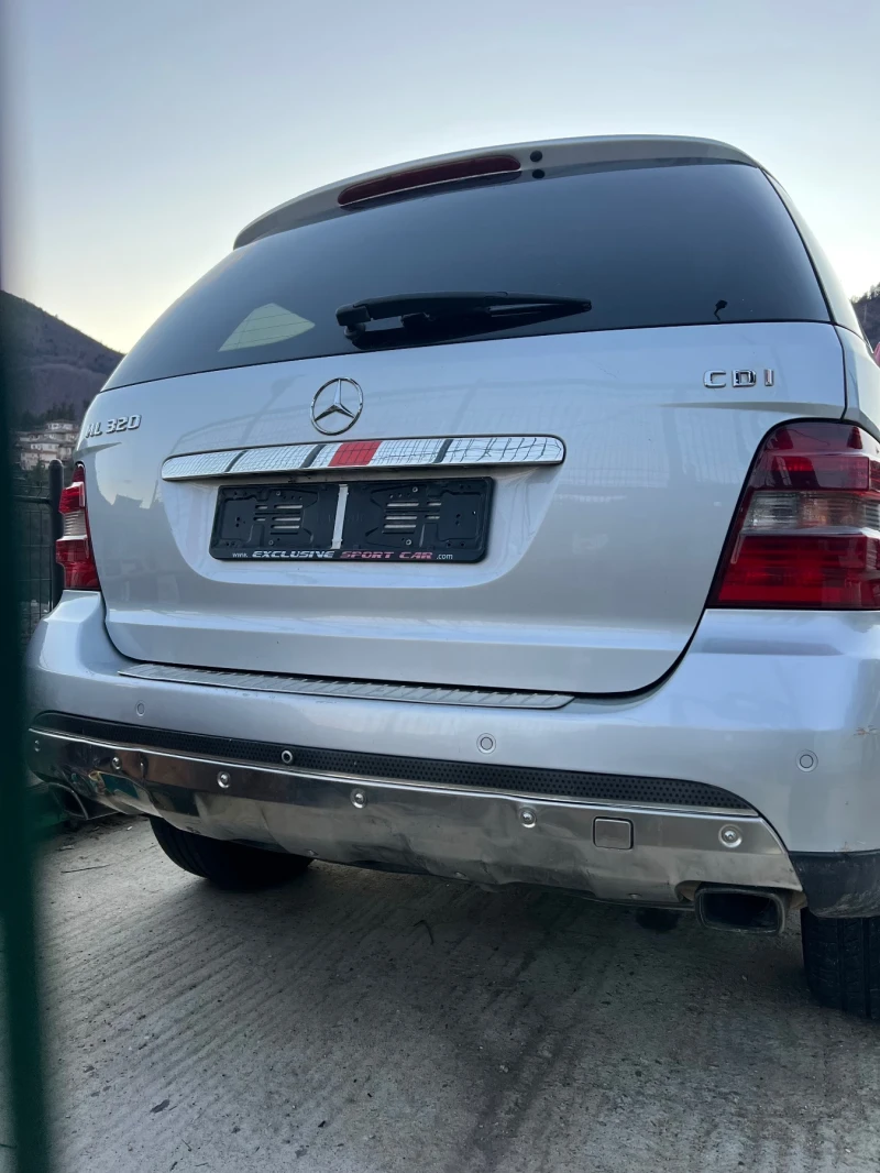 Mercedes-Benz ML 320, снимка 5 - Автомобили и джипове - 53528278