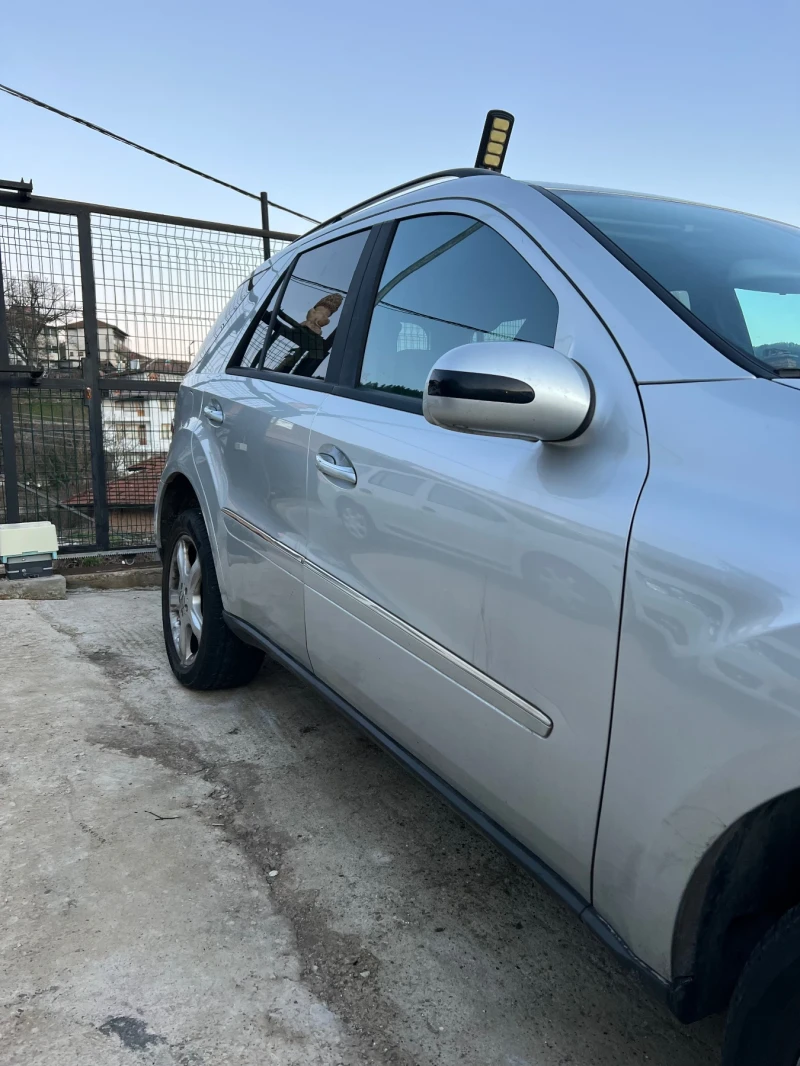 Mercedes-Benz ML 320, снимка 7 - Автомобили и джипове - 53528278