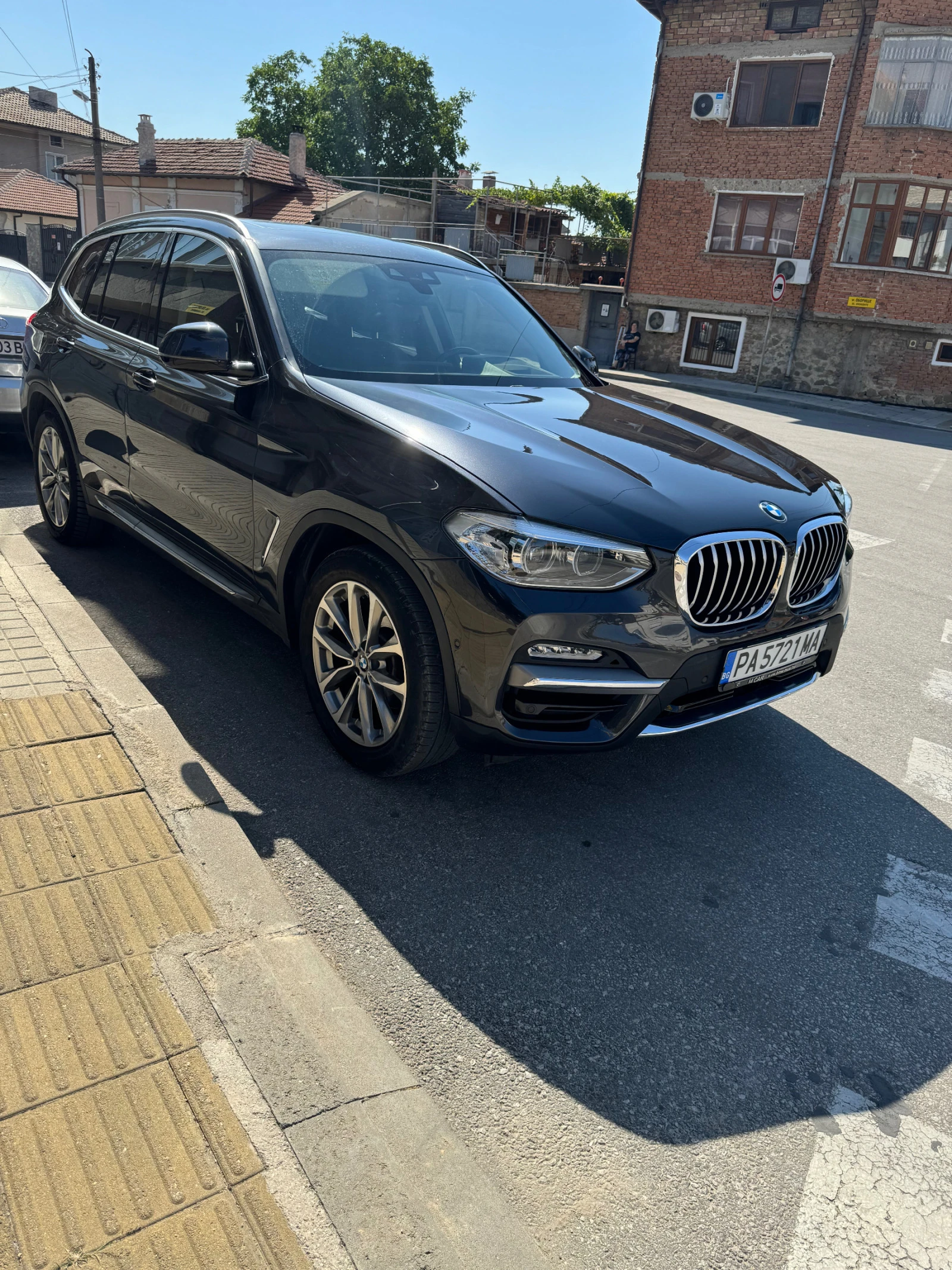 BMW X3 Милд хибрид - изображение 3