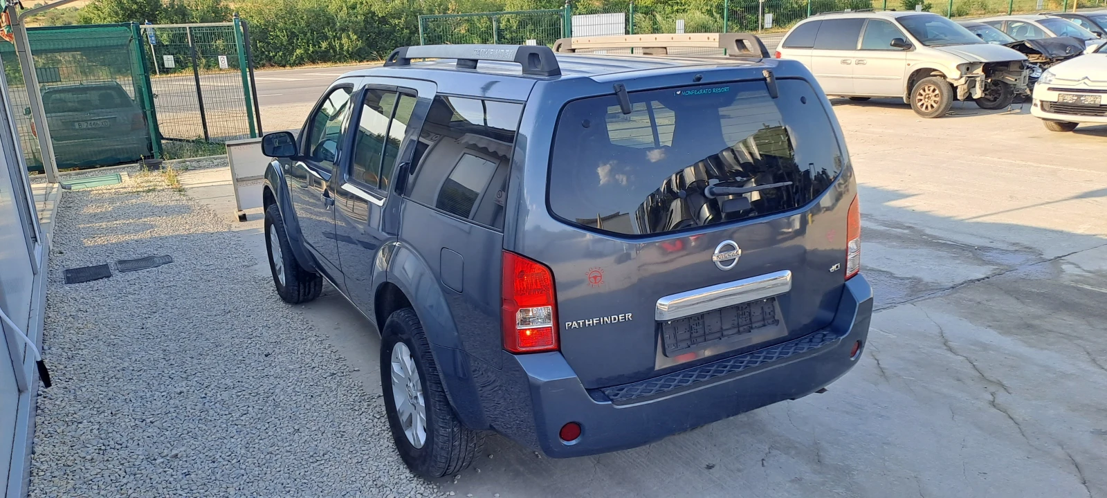 Nissan Pathfinder 2.5DCI 6+ 1места - изображение 5