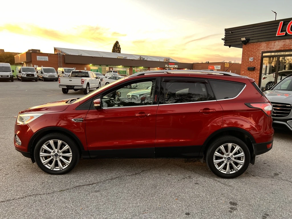 Ford Escape 4WD 4dr Titanium * Fully Loaded * 2.0L * 4CYL - изображение 4