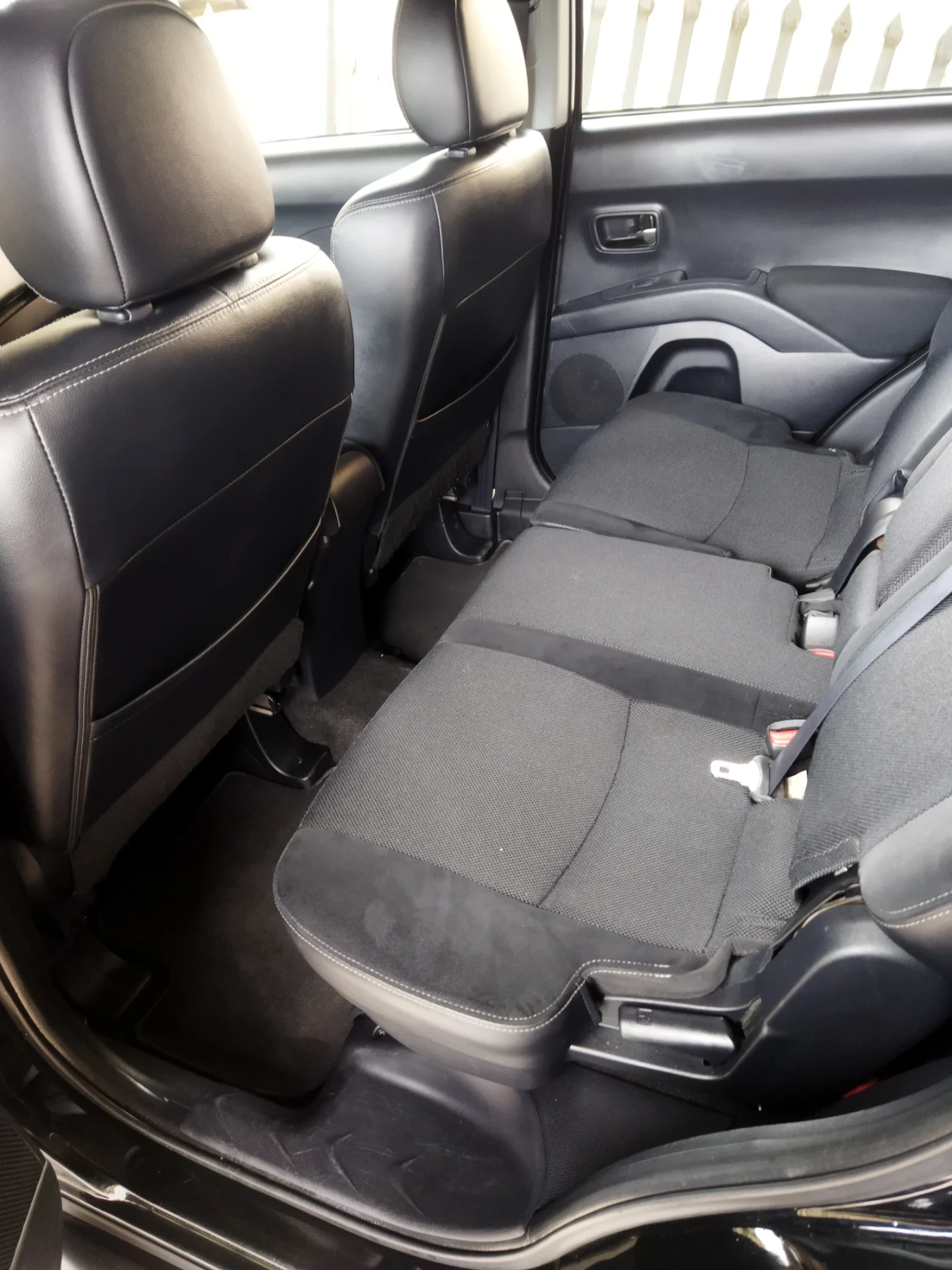Peugeot 4007 2.2hdi | Mobile.bg � ����������� 13