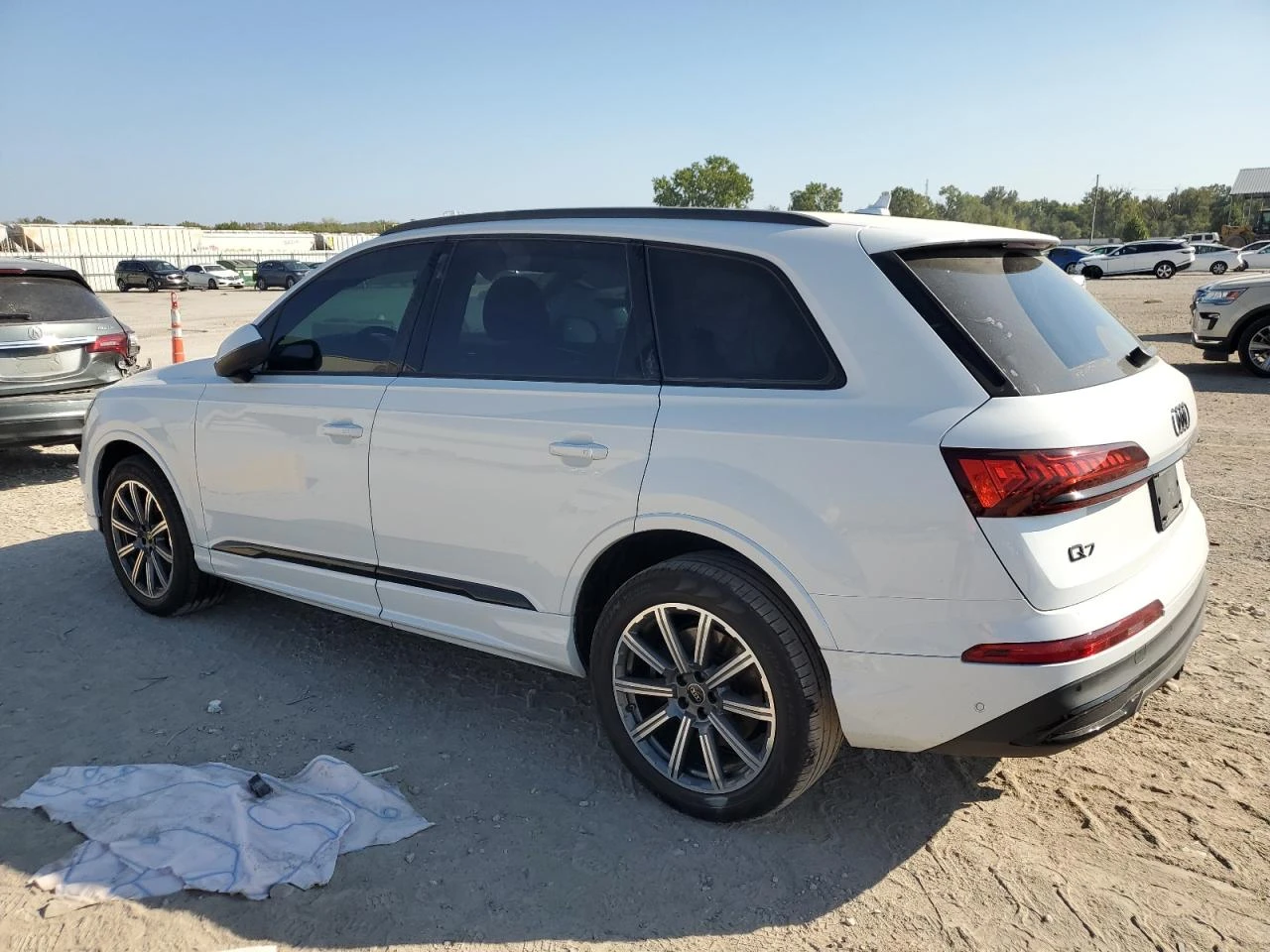 Audi Q7 2l Premium Plus - изображение 2