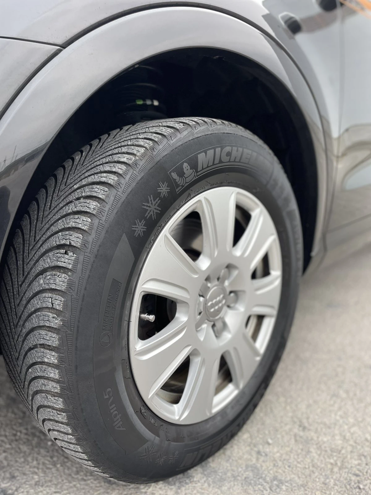 Audi Q3, снимка 14 - Автомобили и джипове - 53756902