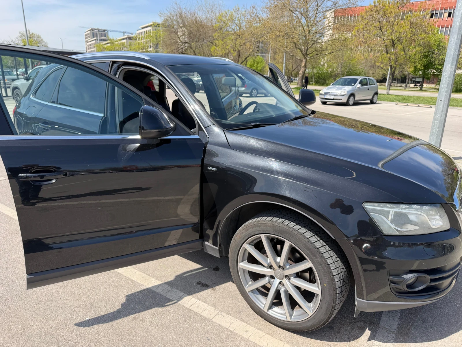 Audi Q5, снимка 11 - Автомобили и джипове - 54225896