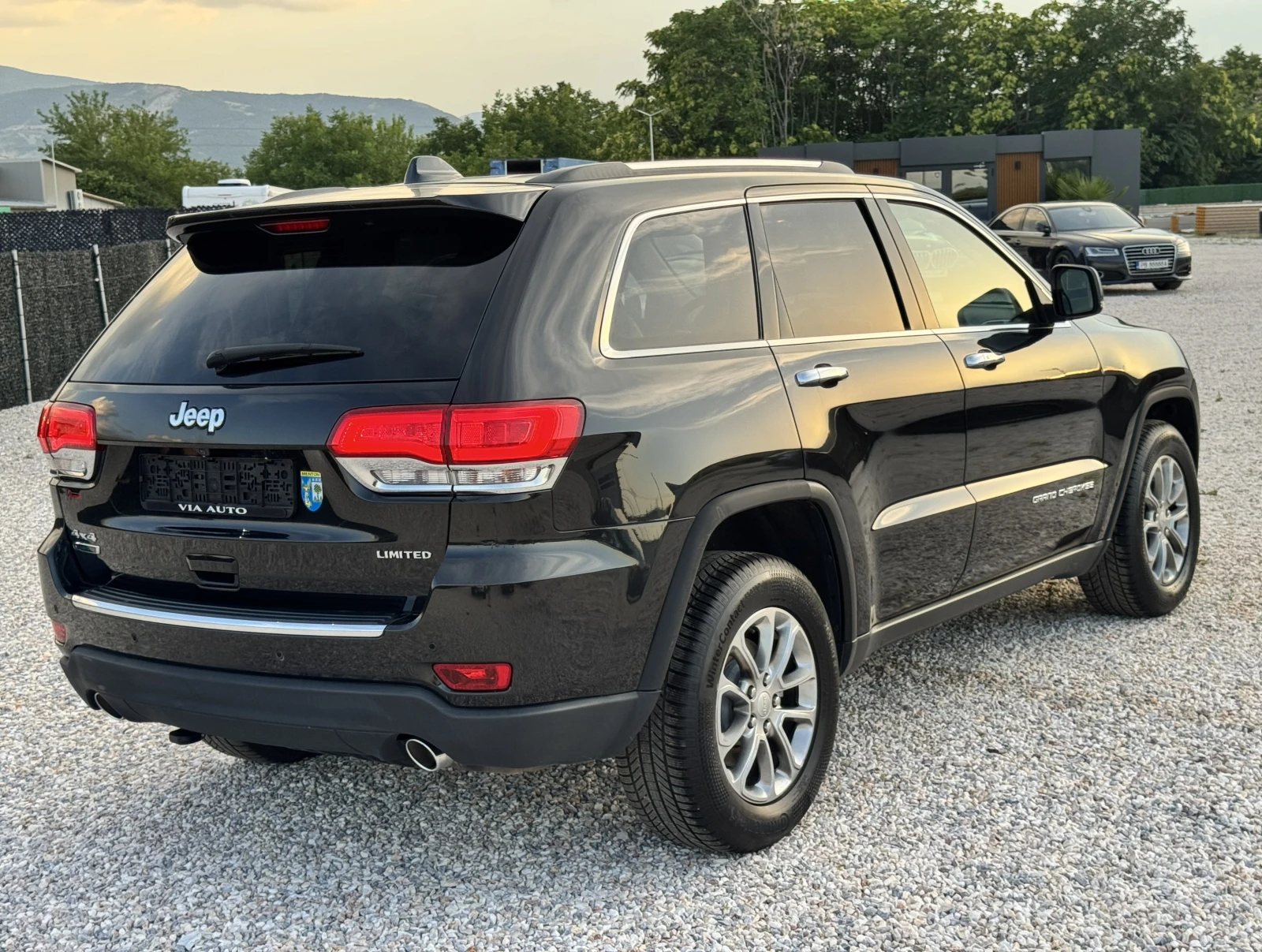 Jeep Grand cherokee 3.0D , снимка 4 - Автомобили и джипове - 55104330