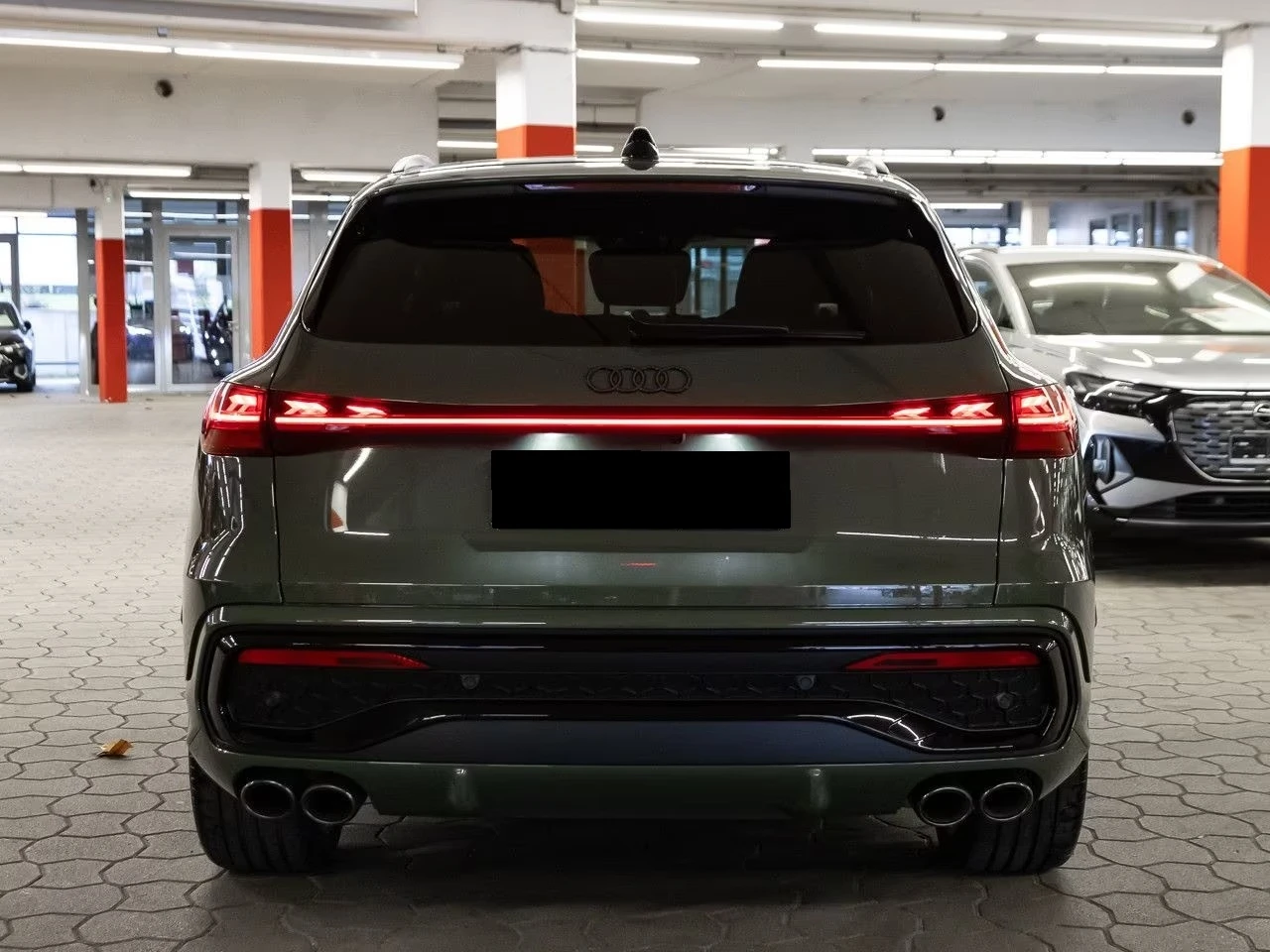 Audi SQ5 NEW / B&O / MATRIX / 360 / HUD / MMI PRO / PANO, снимка 5 - Автомобили и джипове - 55223138