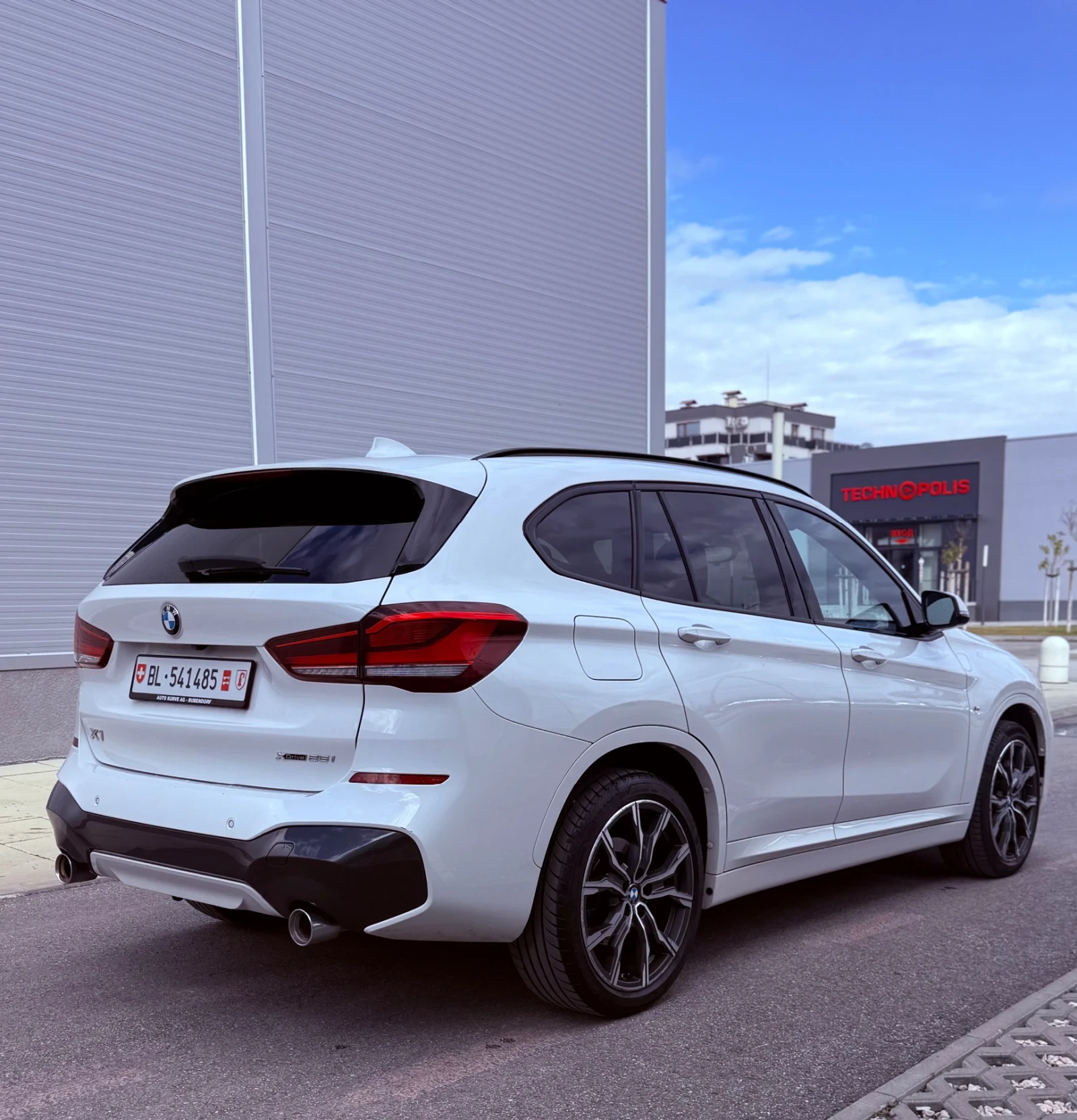 BMW X1 2, 5i / M ПАКЕТ / ФЕЙС / 4х4 / ШВЕЙЦАРИЯ, снимка 6 - Автомобили и джипове - 55321298
