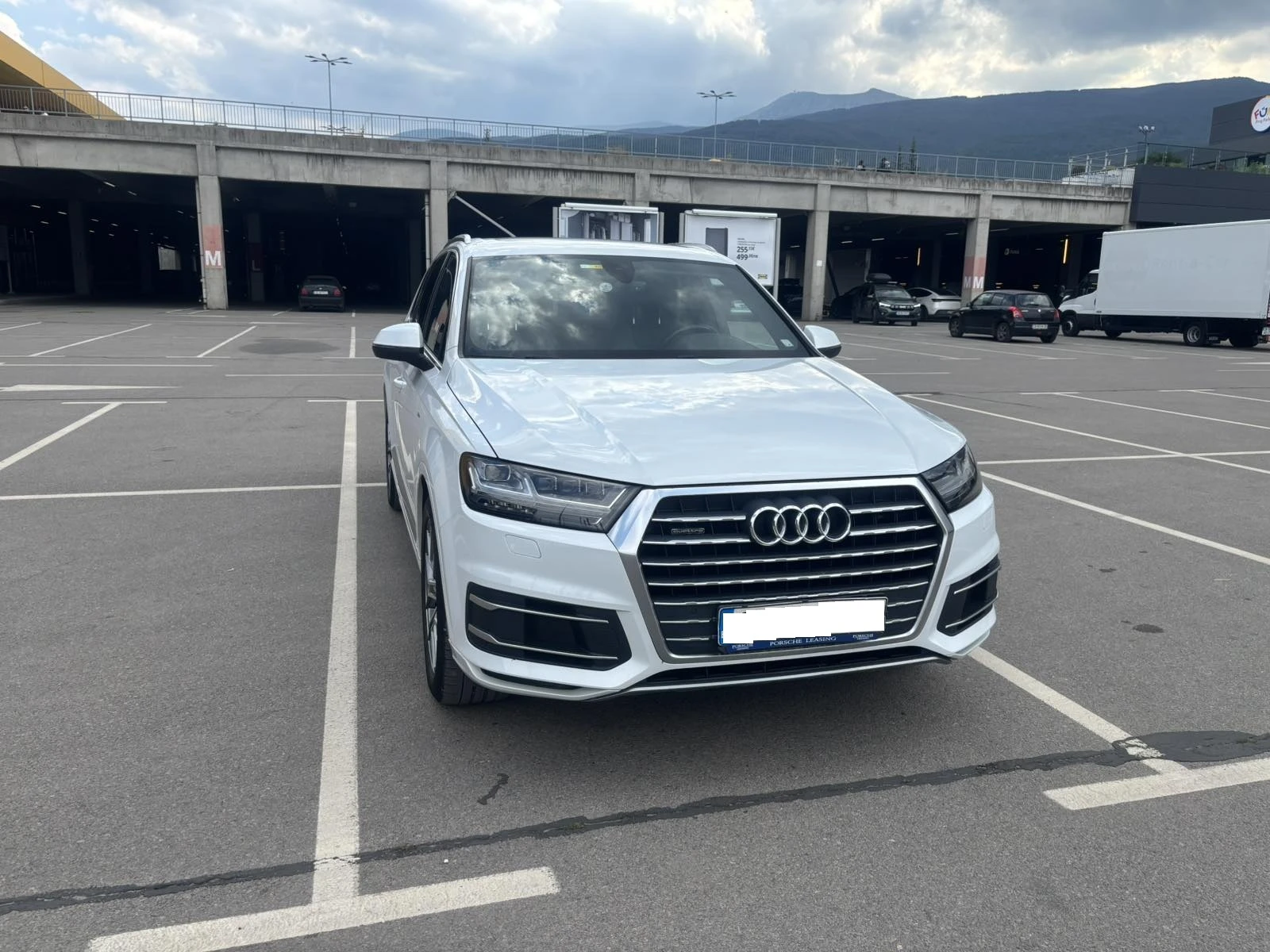 Audi Q7, снимка 4 - Автомобили и джипове - 55336761