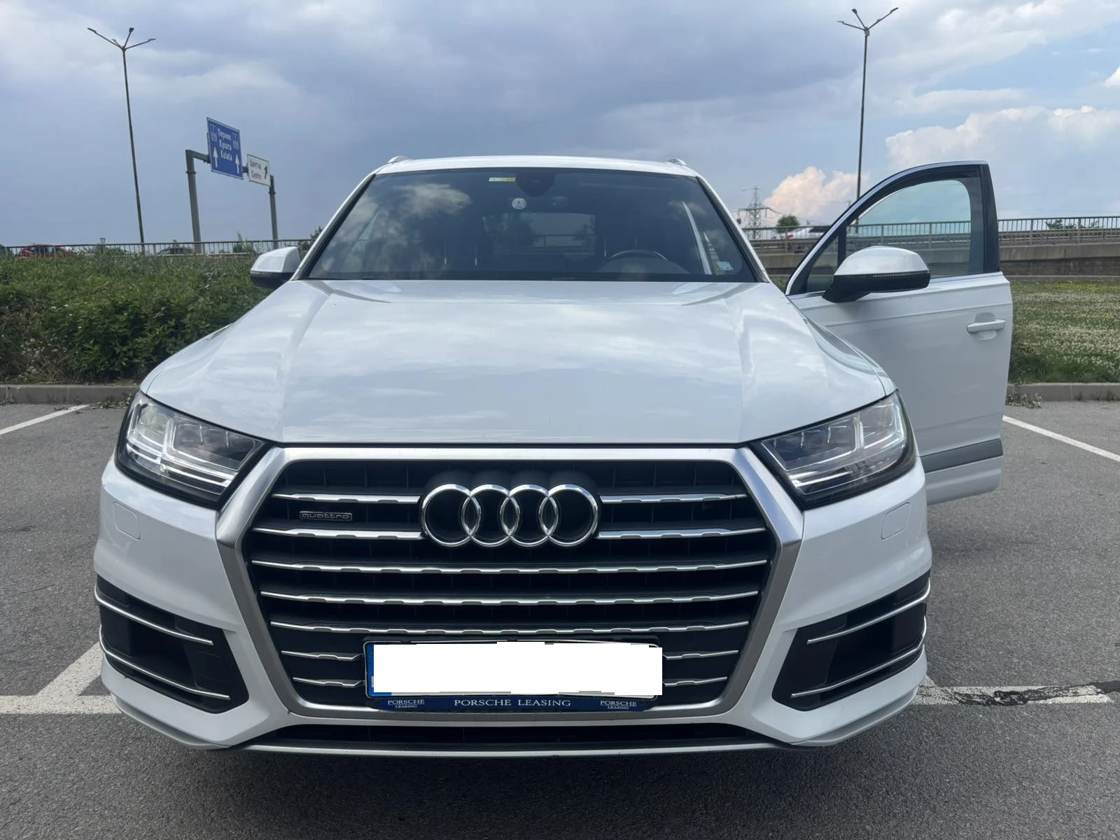Audi Q7, снимка 3 - Автомобили и джипове - 55336761