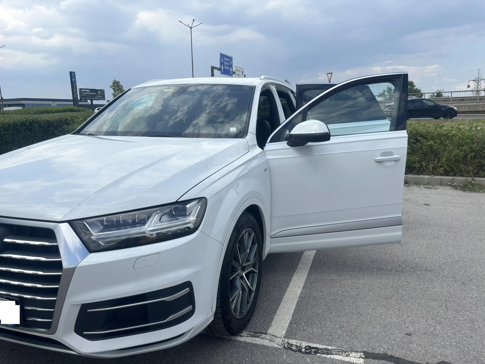 Audi Q7, снимка 2 - Автомобили и джипове - 55336761