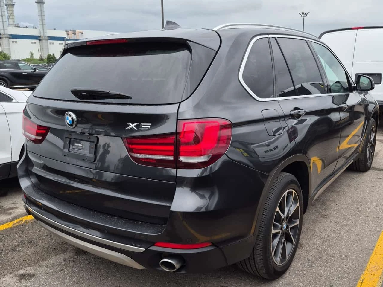 BMW X5 * XDRIVE35I * CARFAX * ОПЦИЯ ЗА ФИНАНСИРАНЕ, снимка 3 - Автомобили и джипове - 55366075