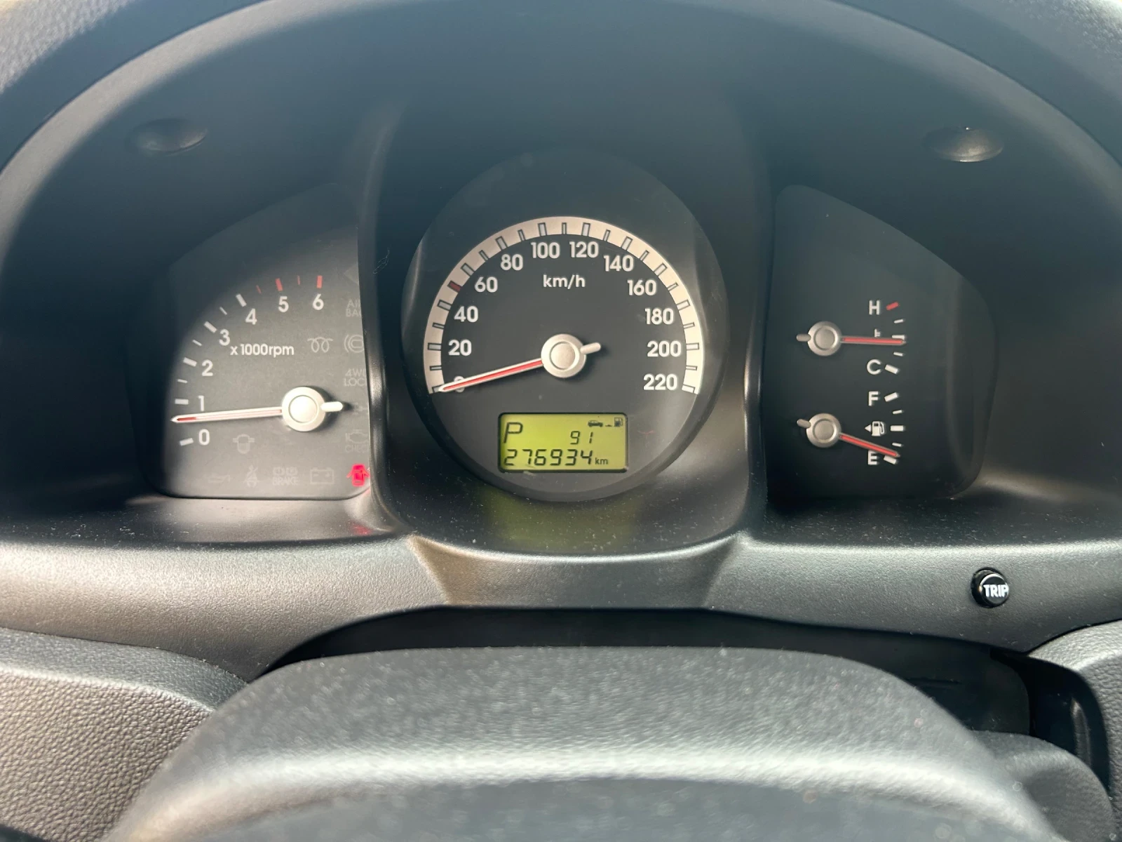 Kia Sportage 2.0 CRDI, снимка 7 - Автомобили и джипове - 55568267