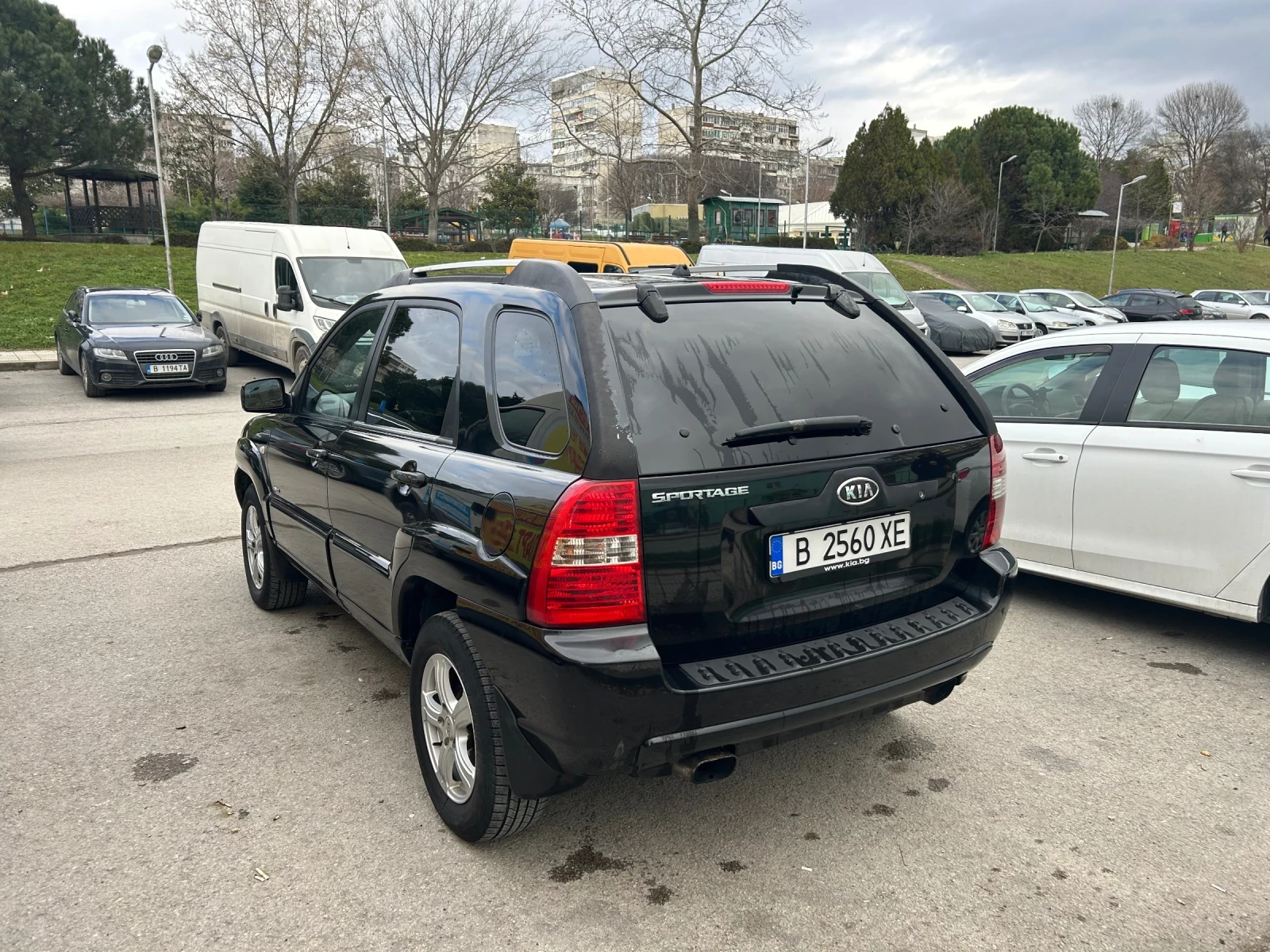 Kia Sportage 2.0 CRDI, снимка 2 - Автомобили и джипове - 55568267