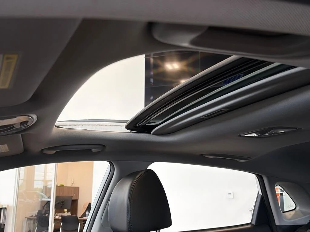 Hyundai Kona * АвтоКредит * (Цена до БГ), снимка 14 - Автомобили и джипове - 55630998