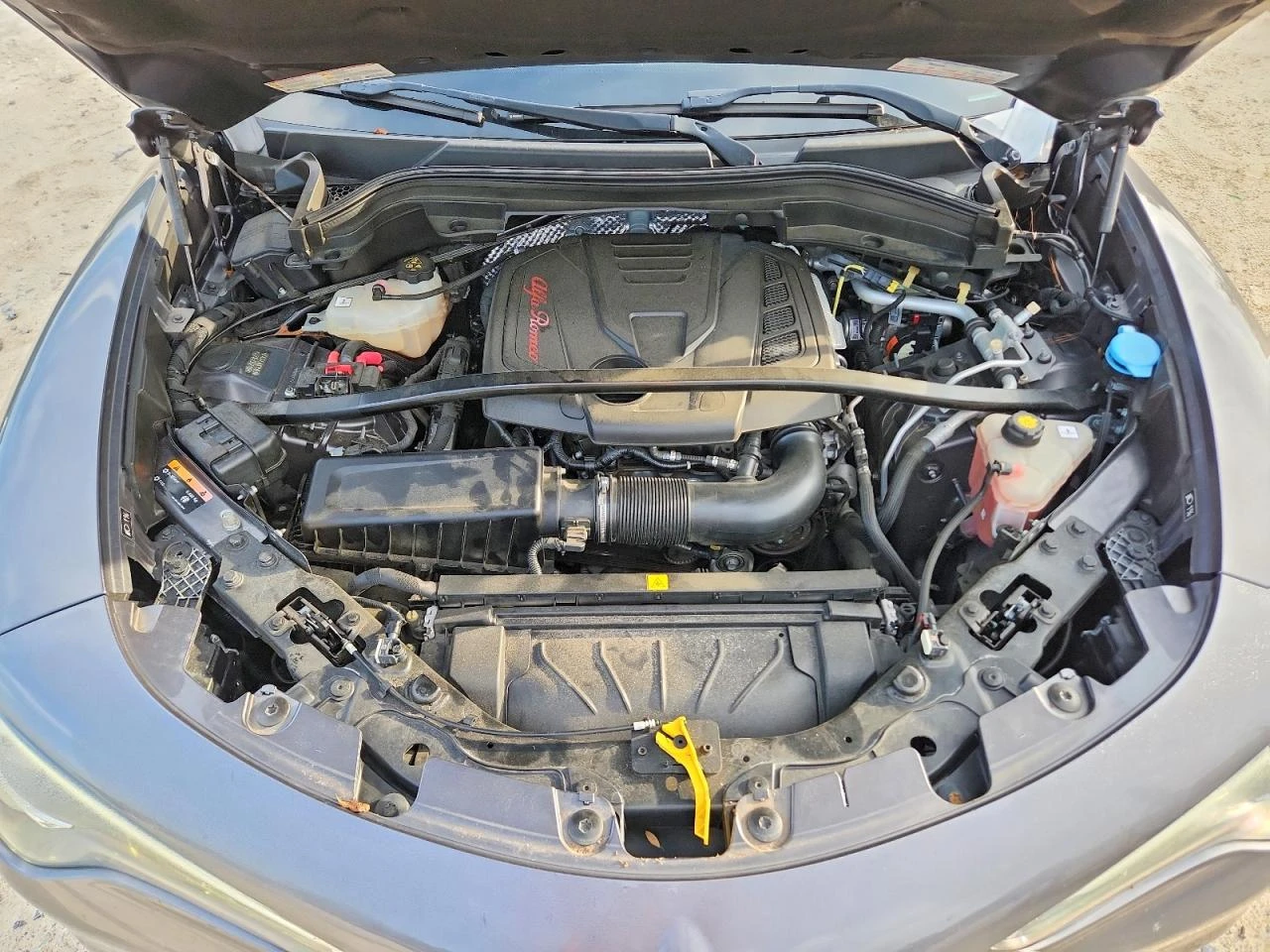 Alfa Romeo Stelvio SPORT* AWD* КОЖА* ПОДГРЕВ* КАМЕРА* NAVI* , снимка 12 - Автомобили и джипове - 56180464