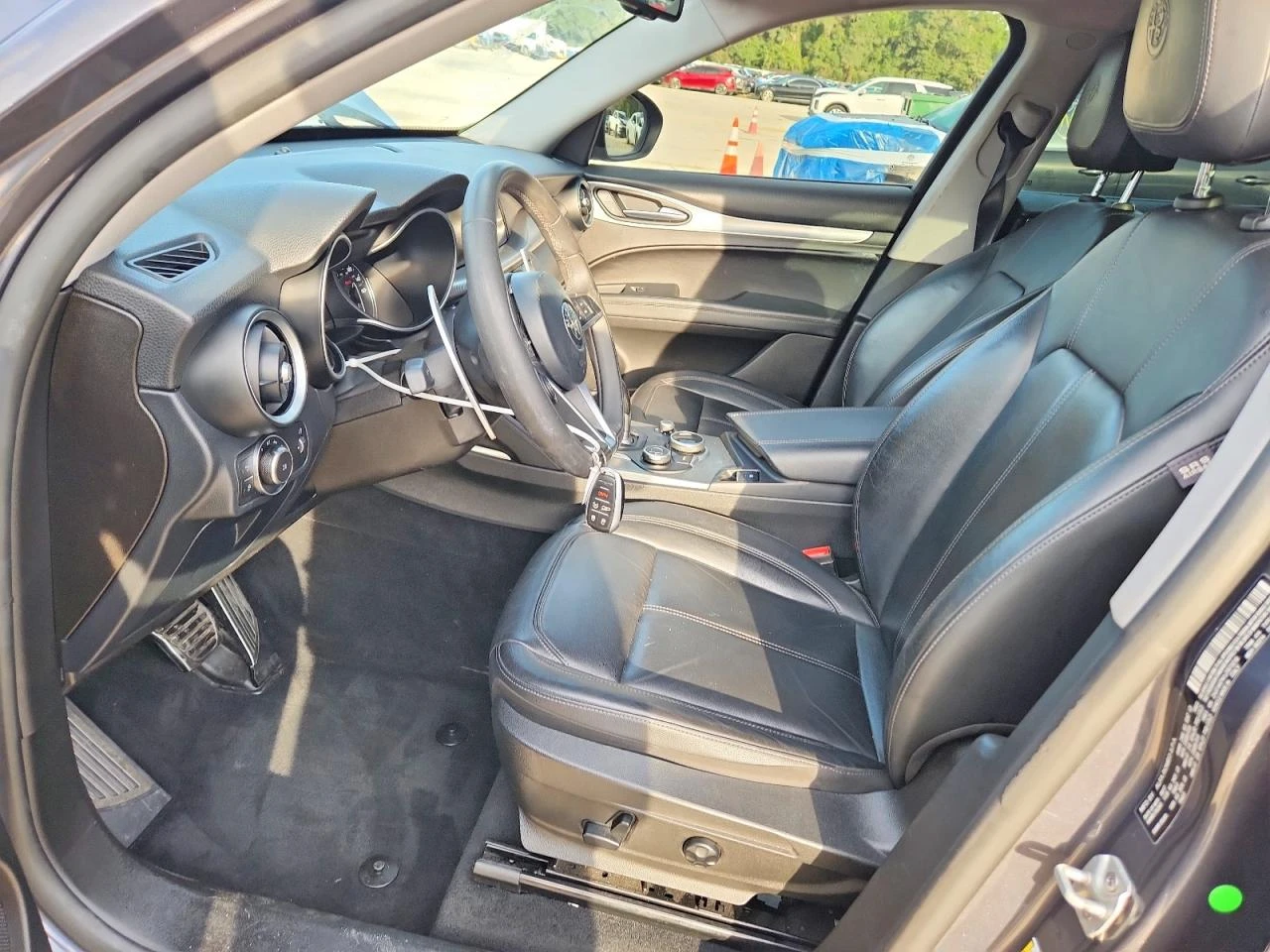 Alfa Romeo Stelvio SPORT* AWD* КОЖА* ПОДГРЕВ* КАМЕРА* NAVI* , снимка 7 - Автомобили и джипове - 56180464