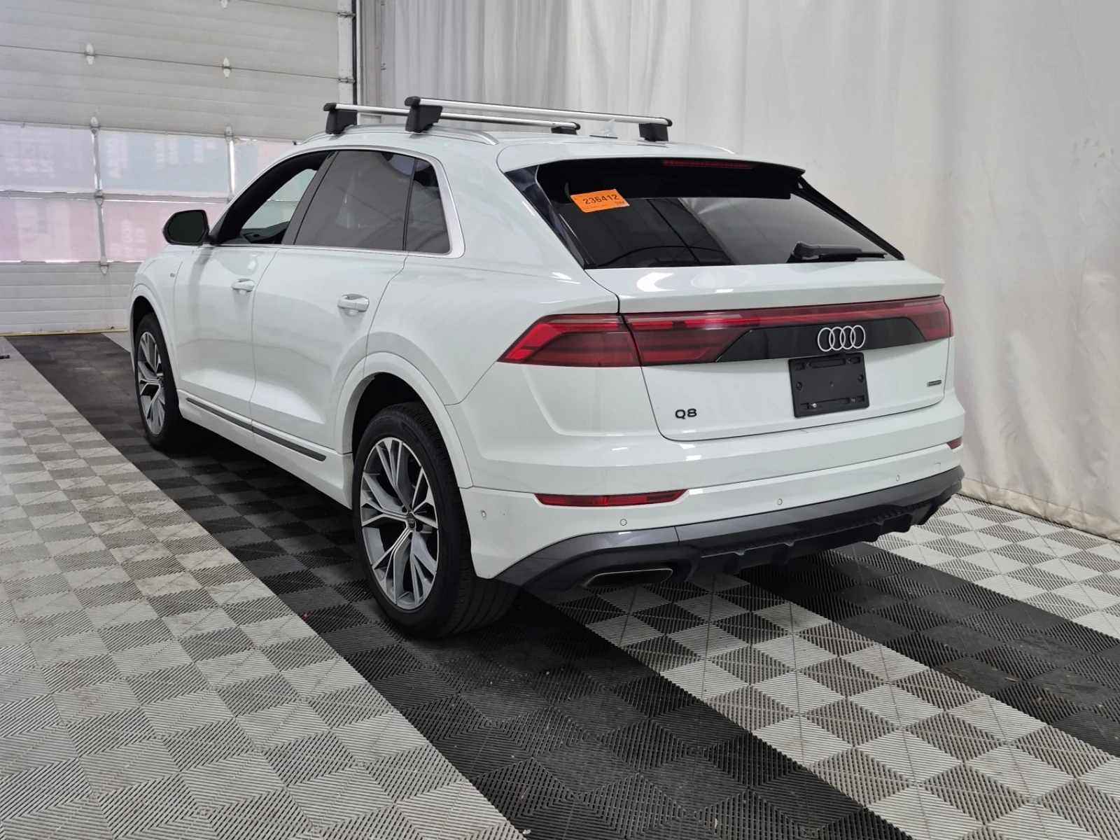 Audi Q8 3.0 TFSI  PROGRESSIV , снимка 4 - Автомобили и джипове - 56440565