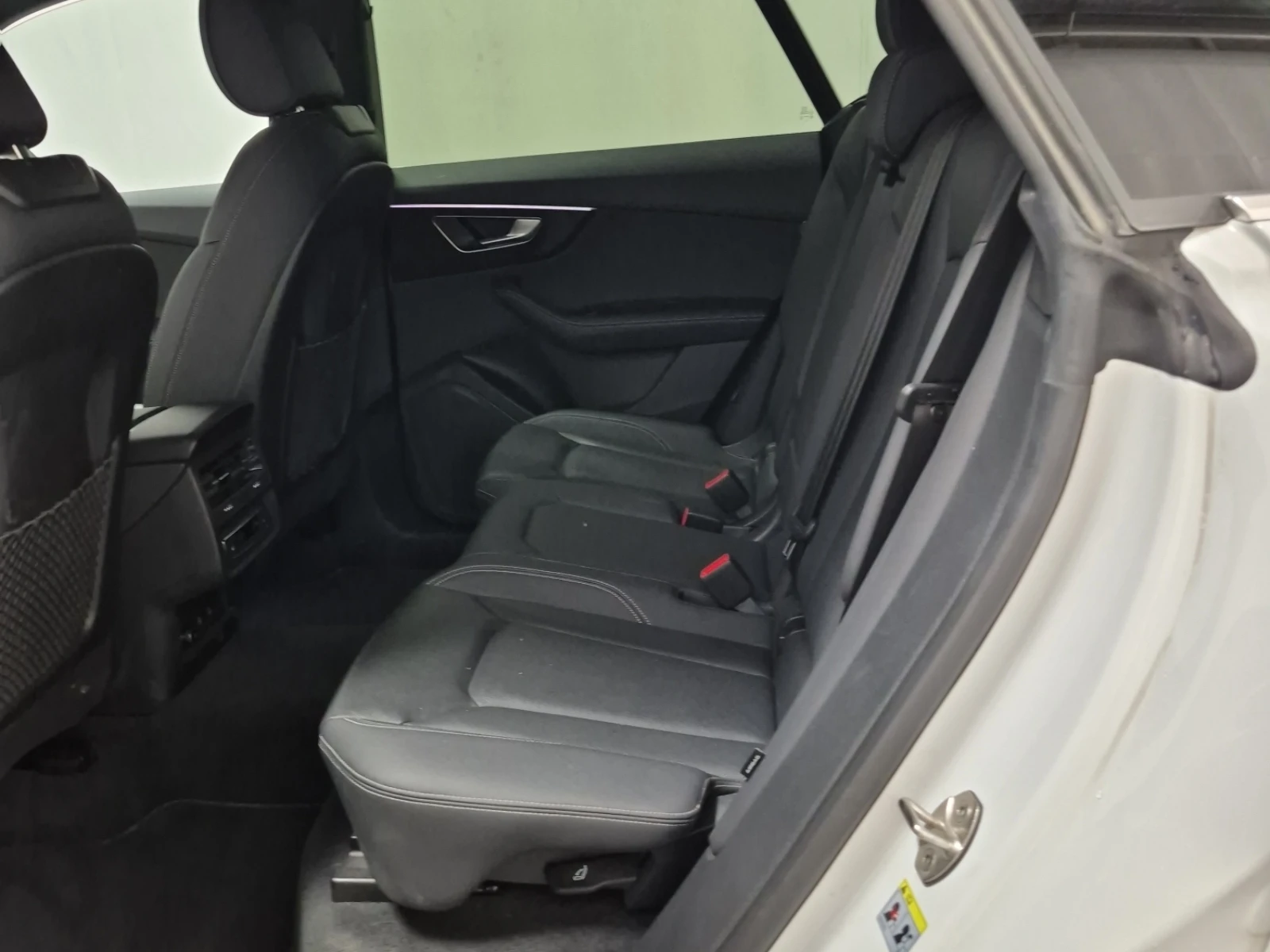 Audi Q8 3.0 TFSI  PROGRESSIV , снимка 14 - Автомобили и джипове - 56440565