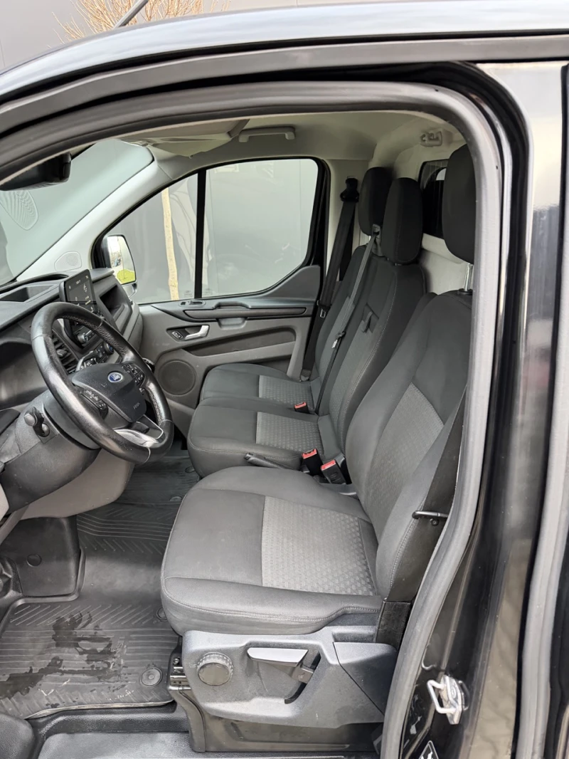 Ford Transit Custom, снимка 8 - Бусове и автобуси - 53488013