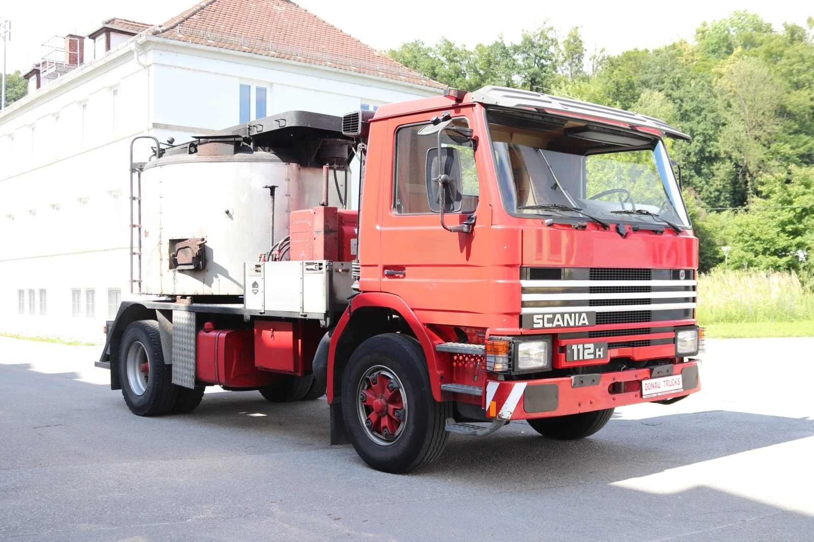 Scania P 112.310 Битум 139х.км - изображение 2