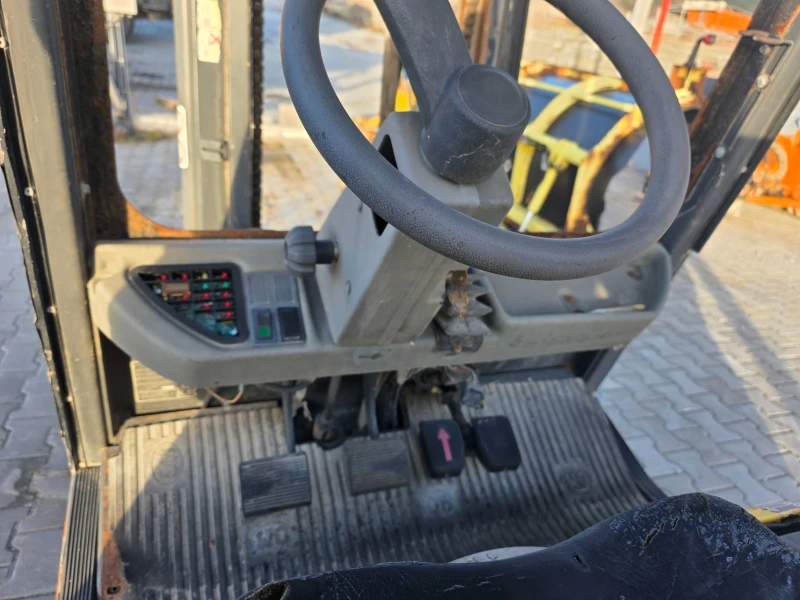 Мотокар Nissan Дизел, снимка 8 - Индустриална техника - 53045940