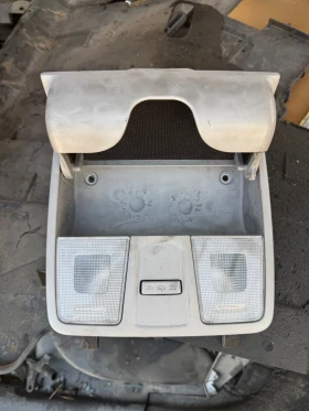 Hundai I30 2013-2016г  централен плафон между сенниците, снимка 2