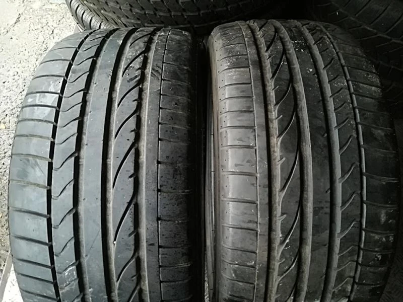 Гуми Летни 245/40R18, снимка 1 - Гуми и джанти - 23812495